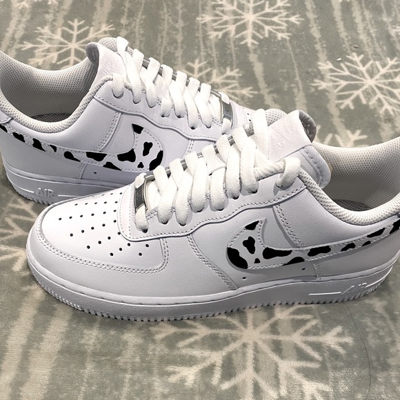 Cow Print Customs - Picture 1 of 2